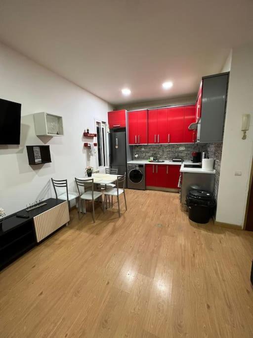 Ferienwohnung Apartamento En El Centro De Madrid - Atocha Exterior foto